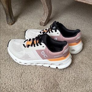 Women's On Cloud Cloudrunner Running Shoes